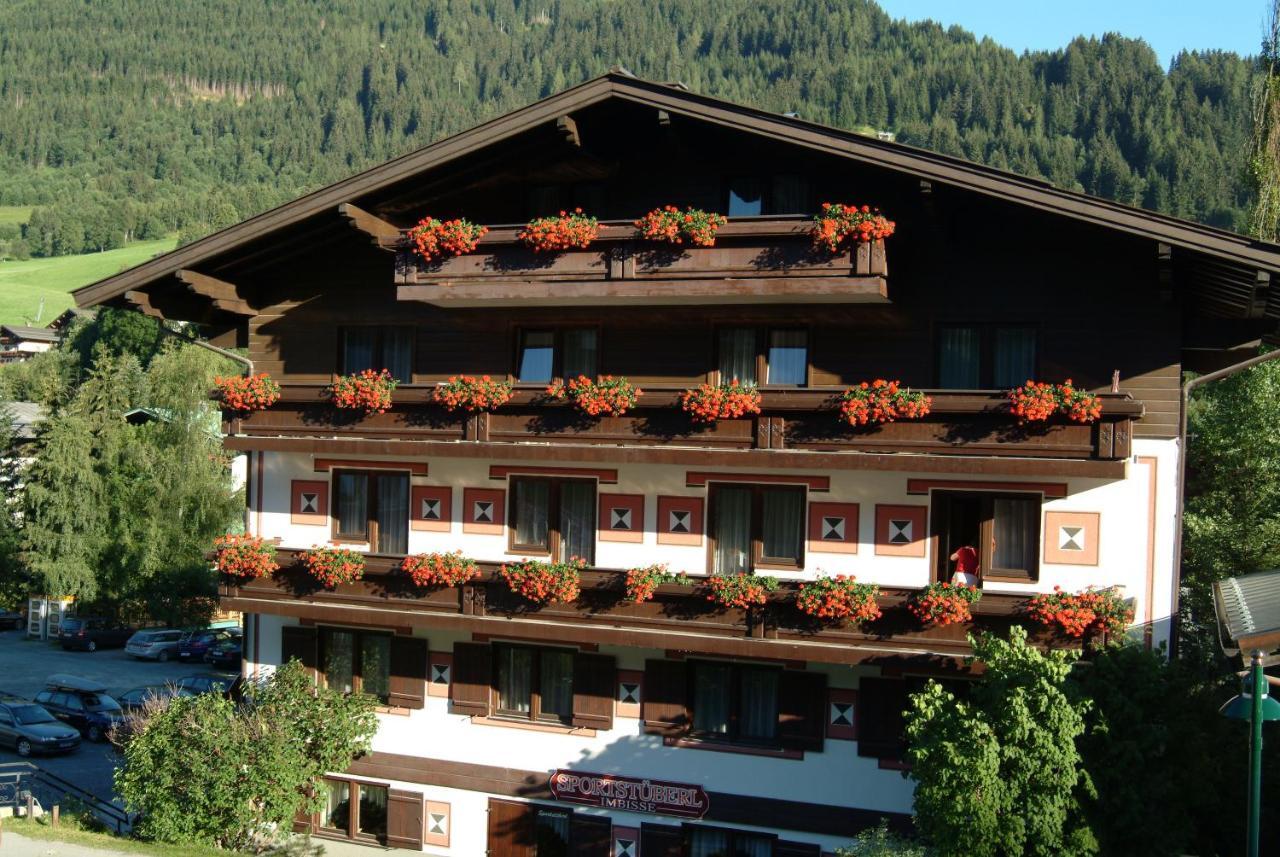 Hotel Pinzgauerhof - Inclusive Evening Dinner Saalbach-Hinterglemm Zewnętrze zdjęcie
